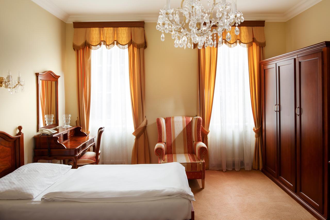 Lazensky Hotel Moskevsky Dvur Karlsbad Buitenkant foto