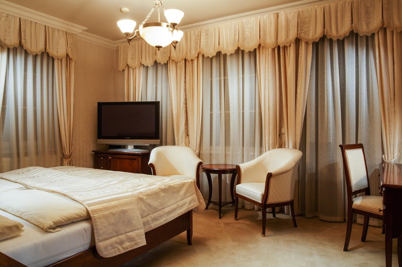 Lazensky Hotel Moskevsky Dvur Karlsbad Buitenkant foto