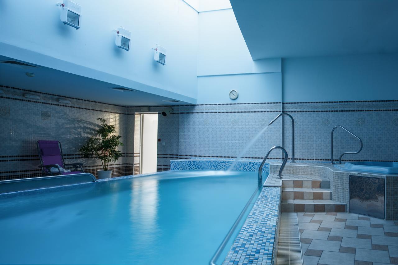 Lazensky Hotel Moskevsky Dvur Karlsbad Buitenkant foto