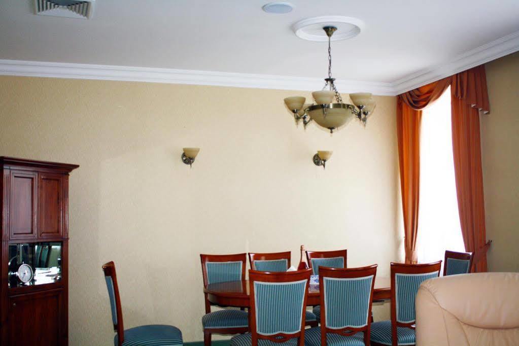 Lazensky Hotel Moskevsky Dvur Karlsbad Buitenkant foto