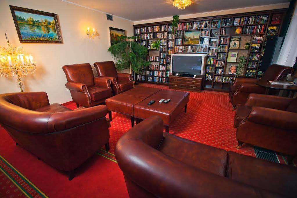 Lazensky Hotel Moskevsky Dvur Karlsbad Buitenkant foto